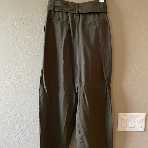 Army Green Belted Trousers w/pockets - Picture 9 of 12
